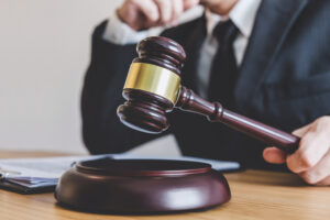 NSS potvrdil pokutu za švarcsystém: dobrovolná volba OSVČ neobstojí